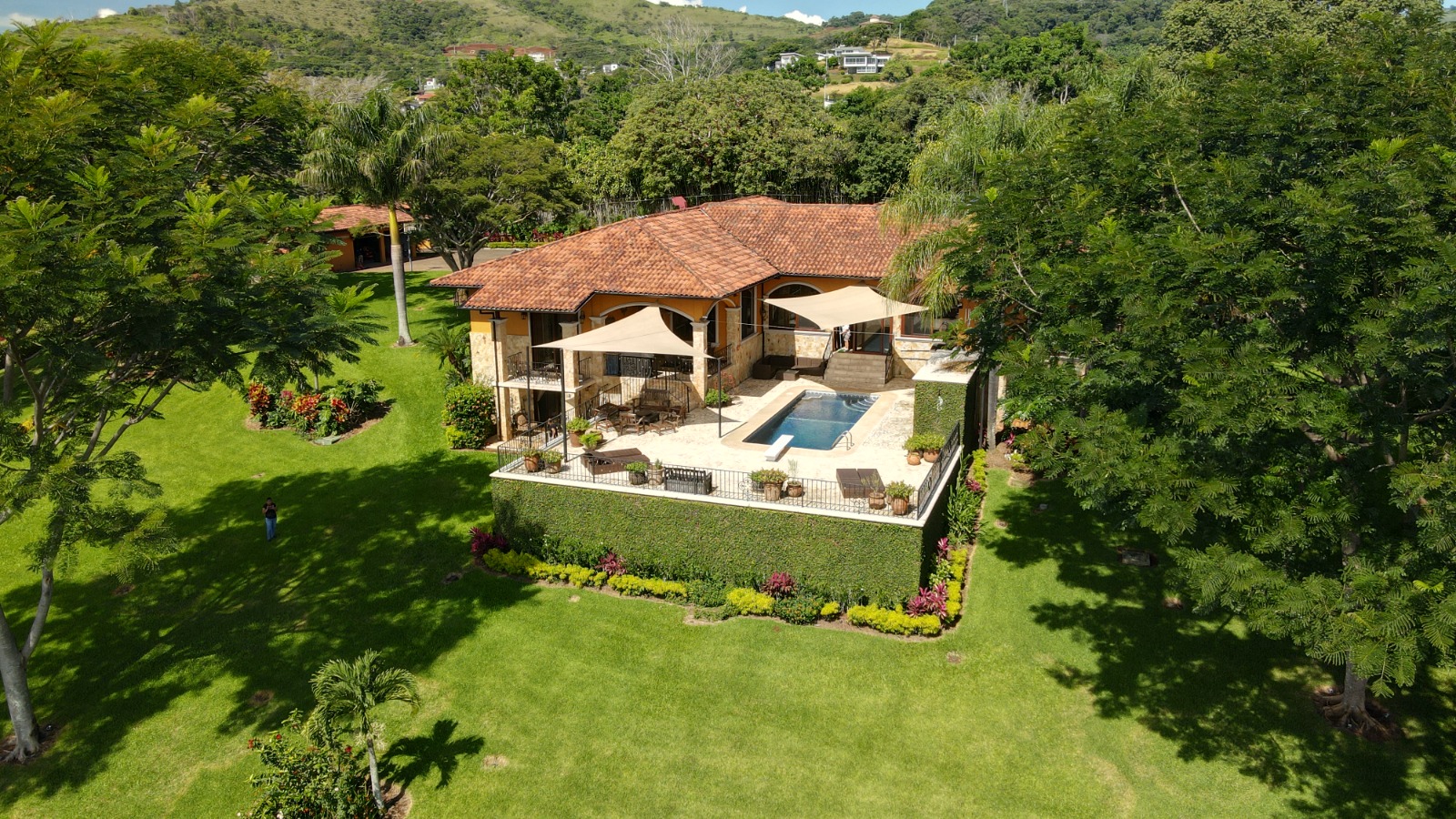 Luxury Private View Home in Naranjo with a Pool!