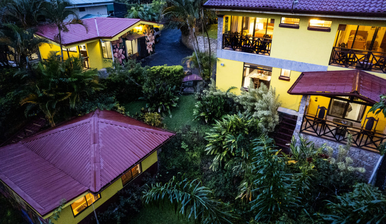2025-LA TERRAZA GUEST HOUSE-HOTEL-12