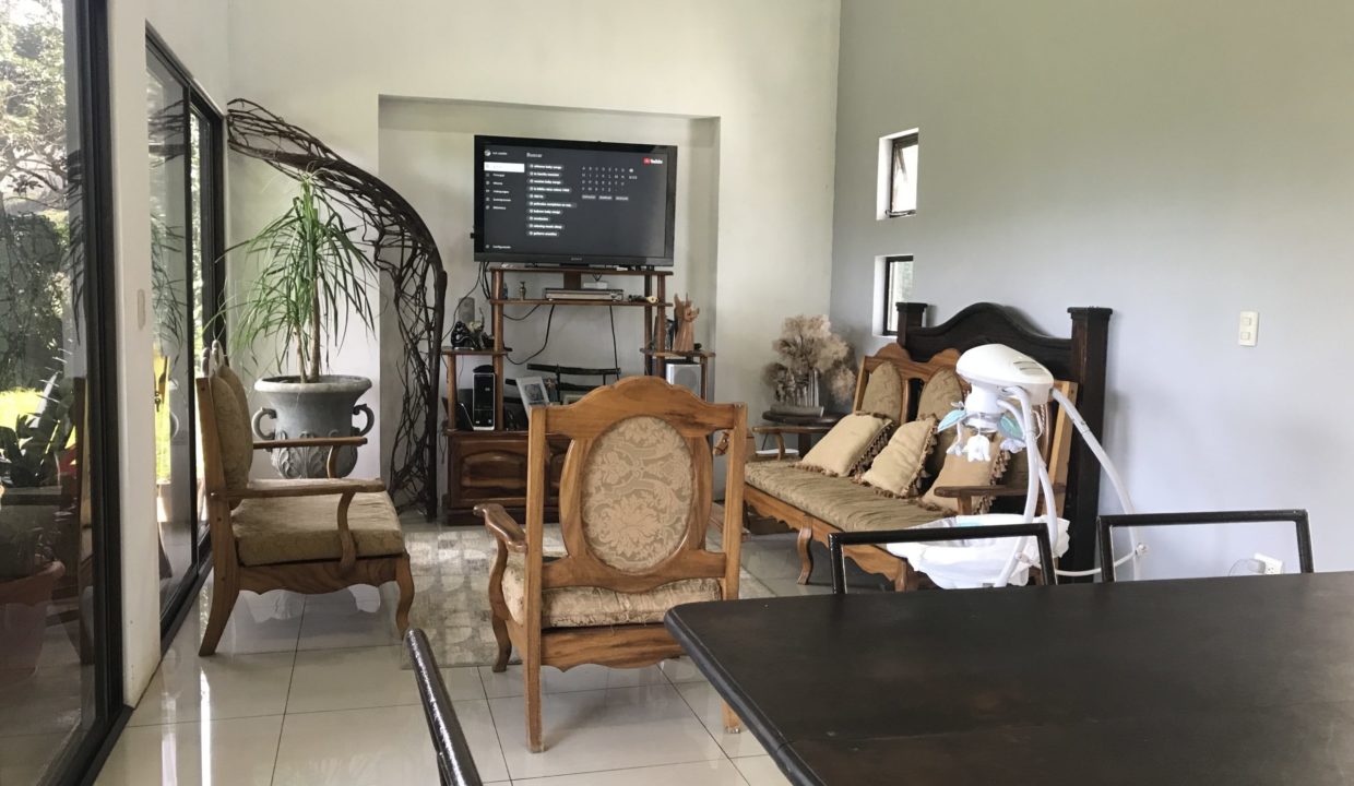 furnishedrentalinthemountainsIMG_0759
