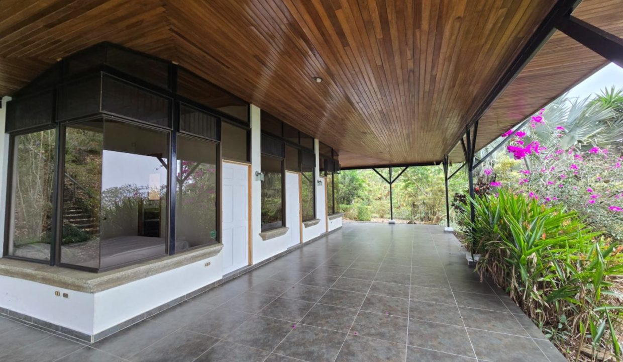 cabin2