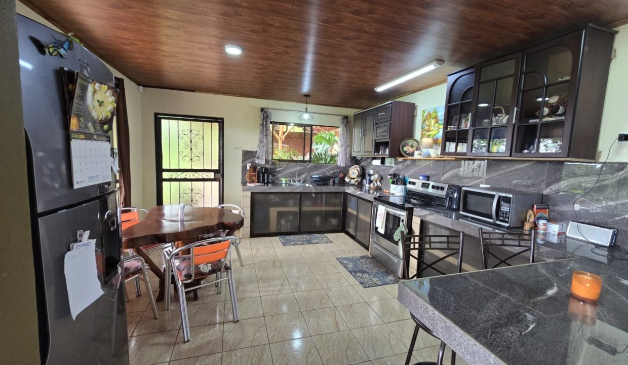 kitchen1