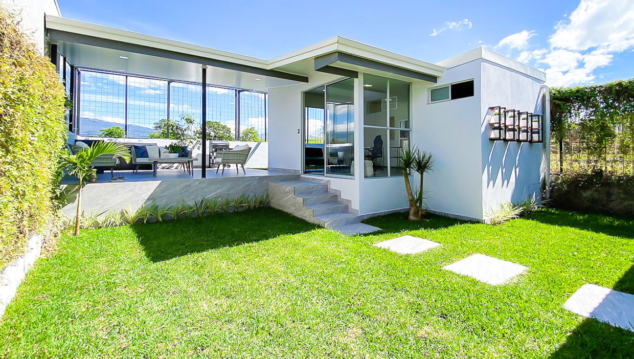 Amazing-Contemporary-House-rent-Condo-Palma-Real-furnished-10