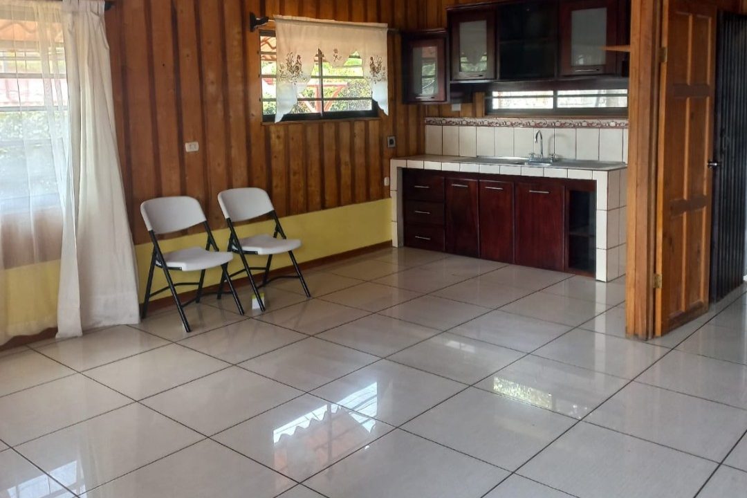 Cabin1Kitchen