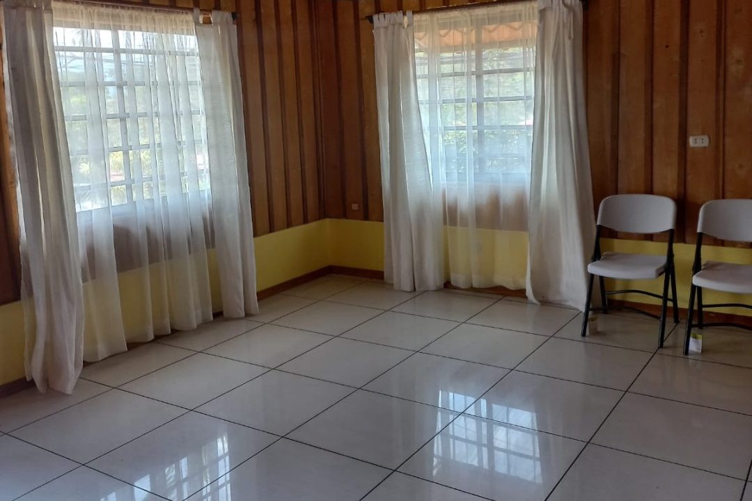 Cabin1LR