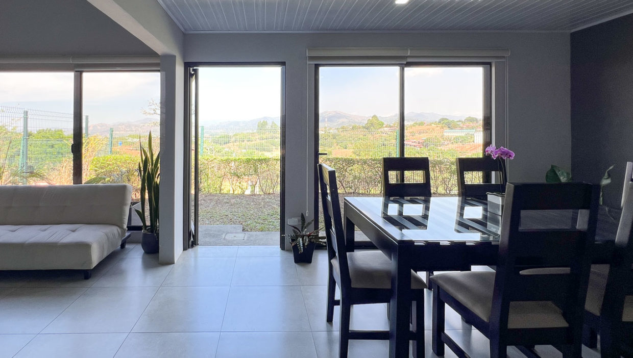 Gorgeous-house-with-spectacular-views-for-sale-Montezuma-condo-Grecia-14