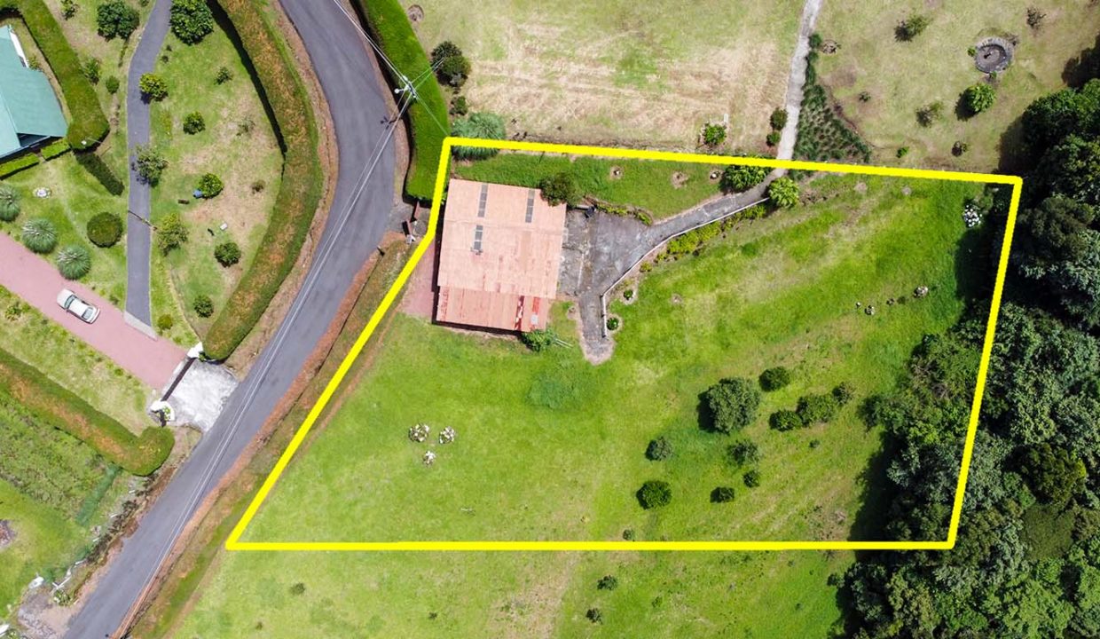 Lot-with-espectacular-views-and-a-structure-in-Sabana-Redonda-Poas-1