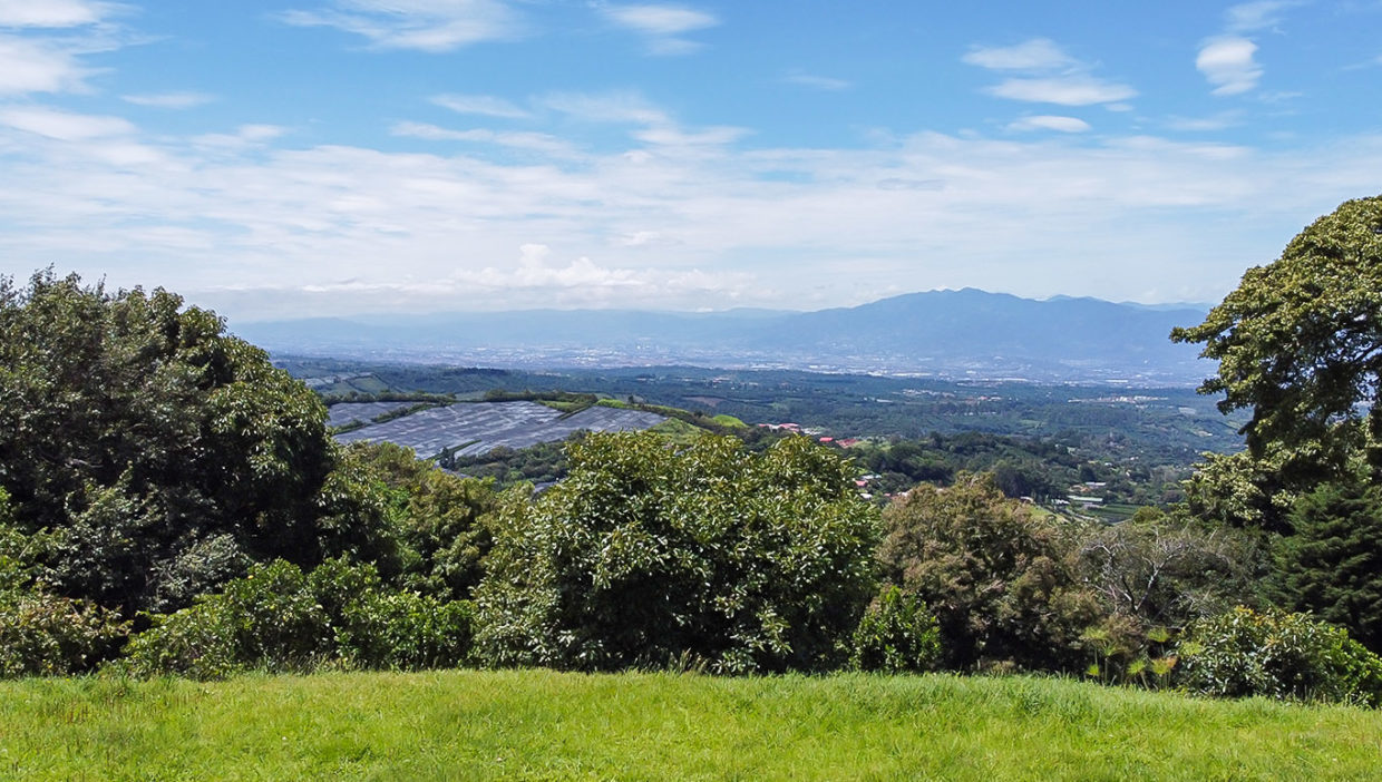 Lot-with-espectacular-views-and-a-structure-in-Sabana-Redonda-Poas-10