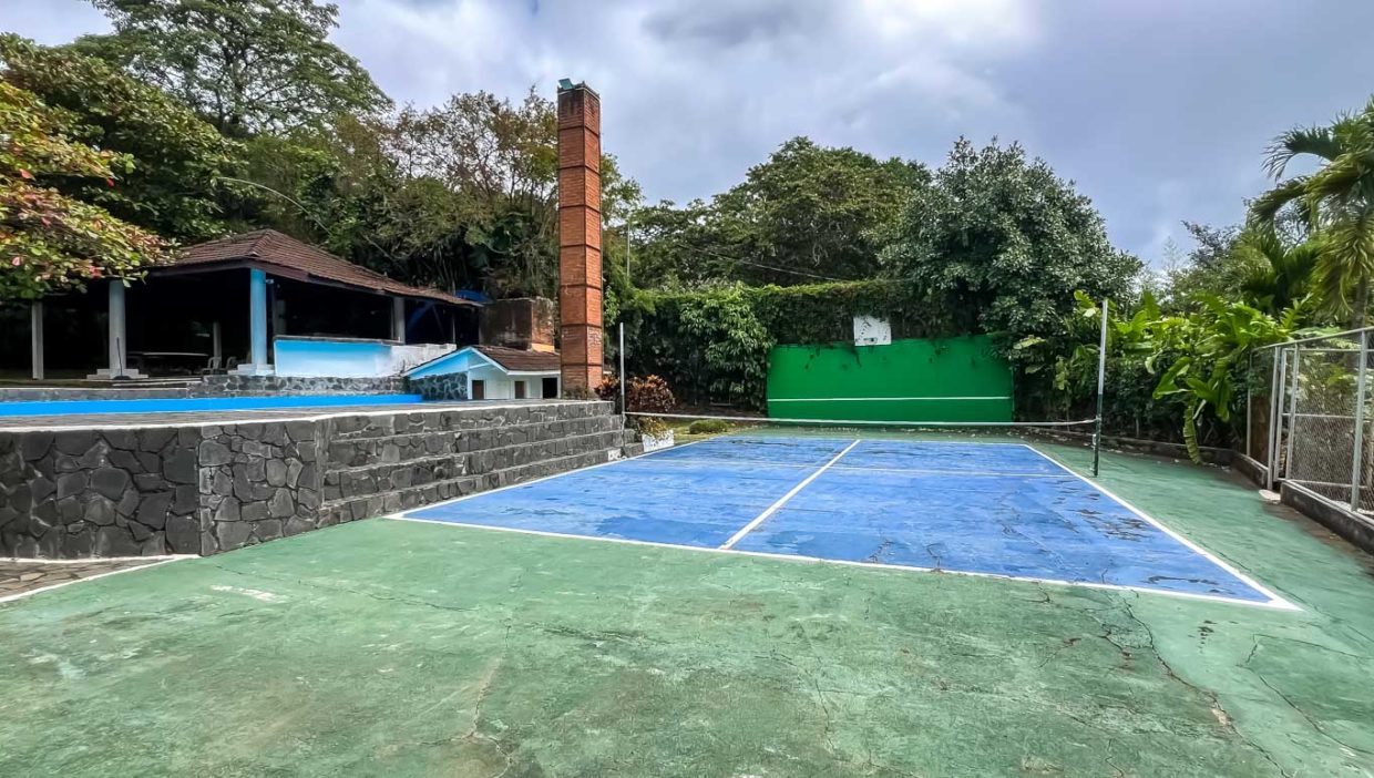 Spacious-4-bedroom-country-house-w-pool-for-rent-Tacares-Grecia-16