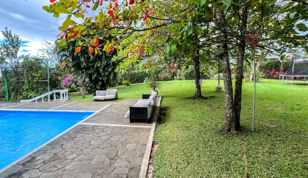 Spacious-4-bedroom-country-house-w-pool-for-rent-Tacares-Grecia-18