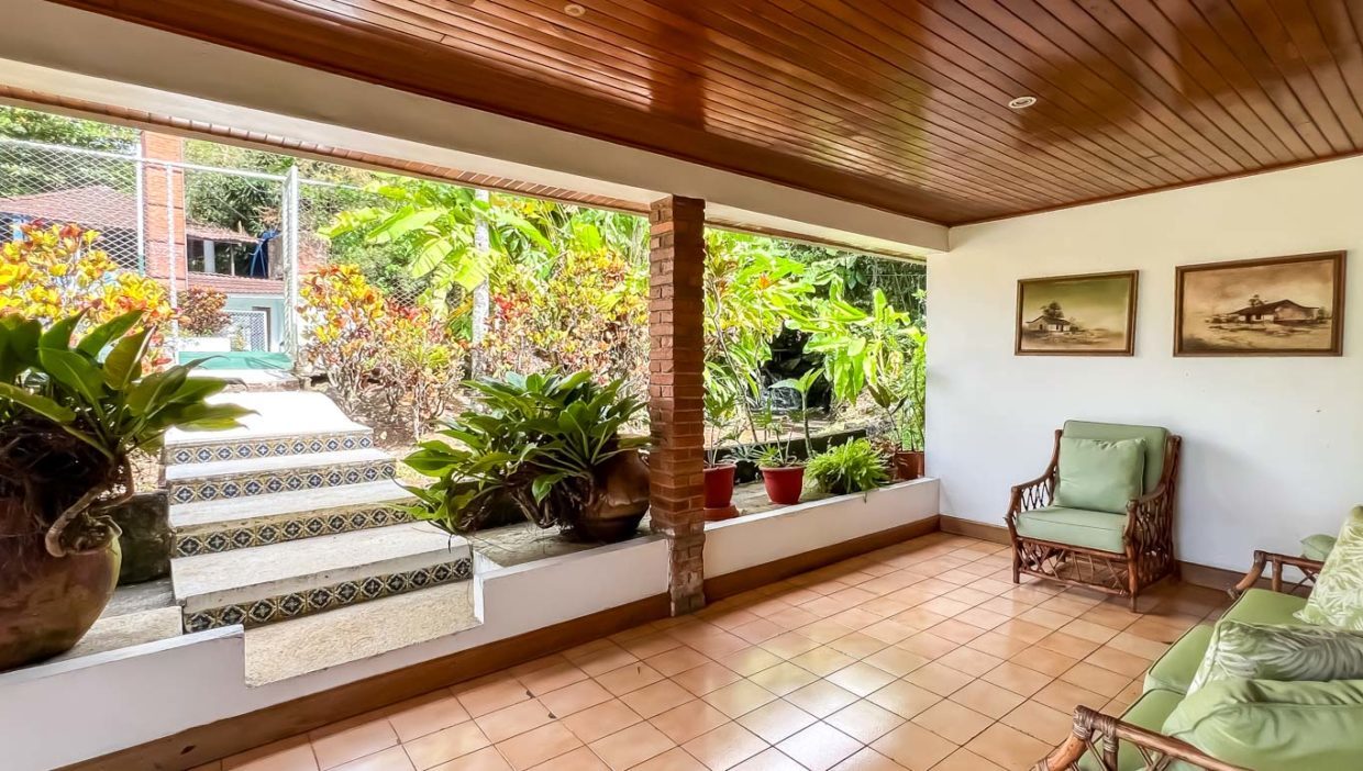 Spacious-4-bedroom-country-house-w-pool-for-rent-Tacares-Grecia-21