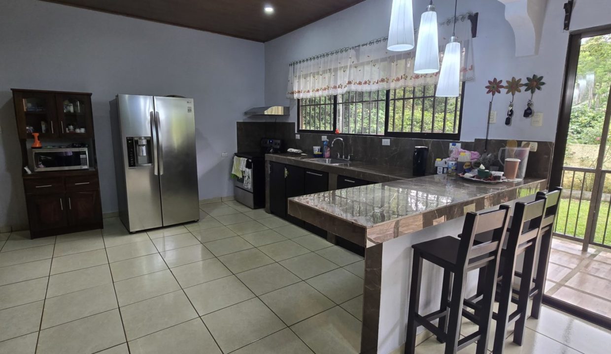 kitchen2