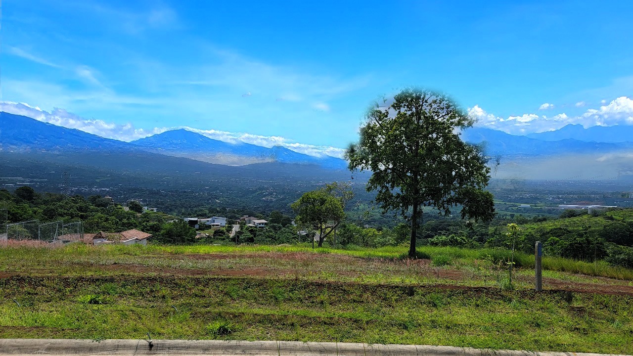 Great lot with panoramic views in Hacienda Natura gated community.