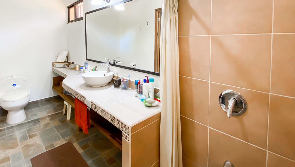 Nice-cabin-with-pool-in-San-Mateo-Alajuela-6