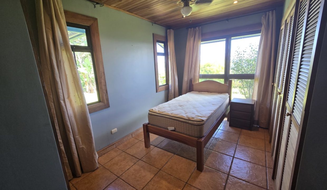 bedroom3