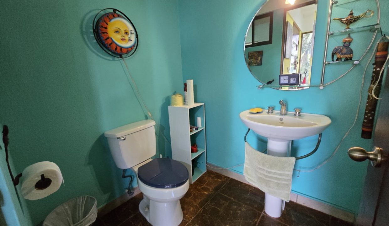 HouseBA1