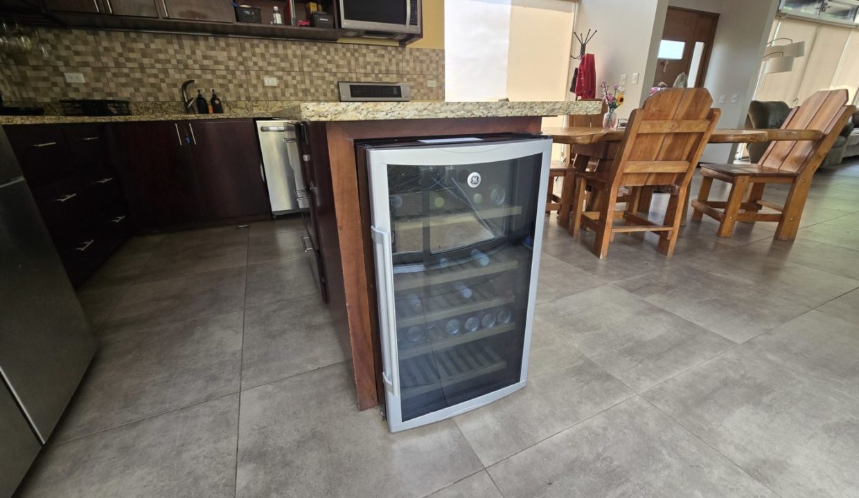 winefridge